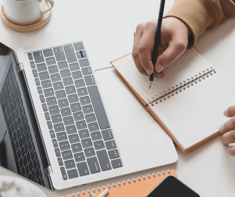 scrivere curriculum vitae